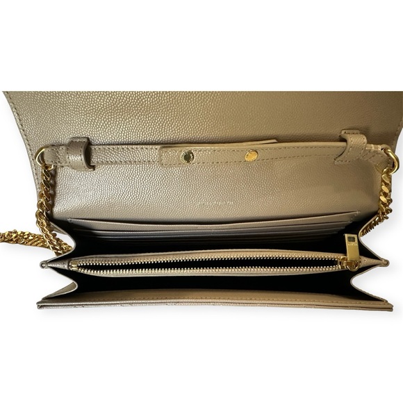 Envelope Triquilt YSL Wallet on Chain in Grained Leather - Picture 5 of 10